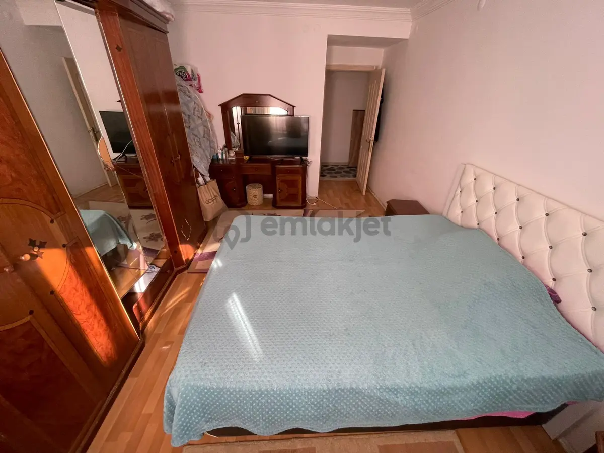 Özlem Caddesi Paraleli Arakatta Asansörlü 3+1 Daire - 3