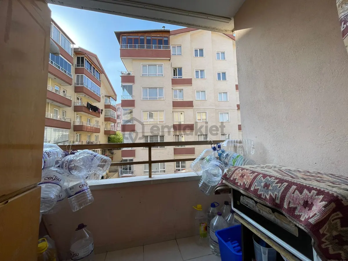 Özlem Caddesi Paraleli Arakatta Asansörlü 3+1 Daire - 8
