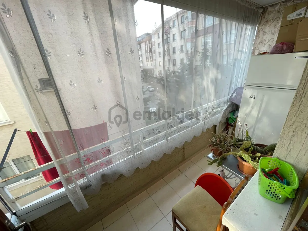 Özlem Caddesi Paraleli Arakatta Asansörlü 3+1 Daire - 6