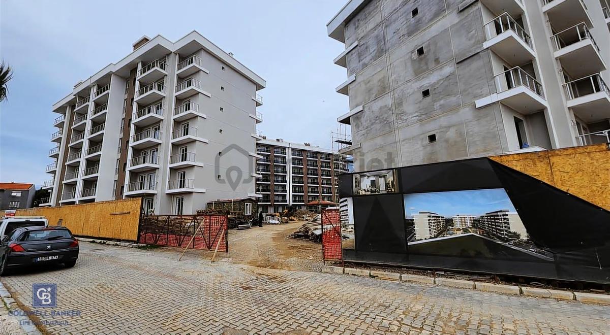 Çiğli'de Site İçinde Satılık 1+1 Daire - 5