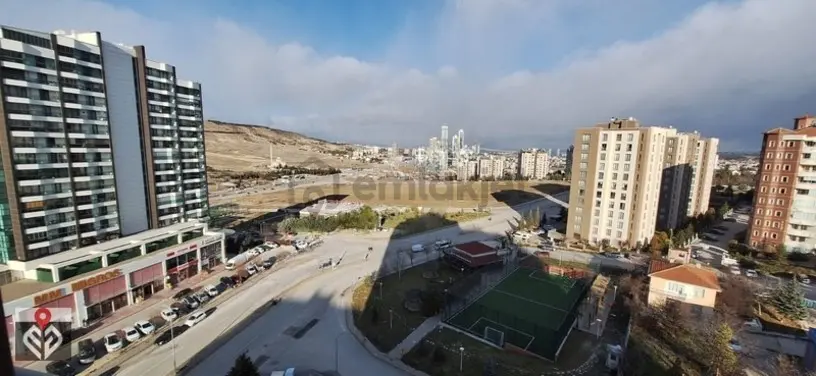 Yaşamkent'te Manzaralı, Boş 4+1 Daire (cadde Üzeri) - 35