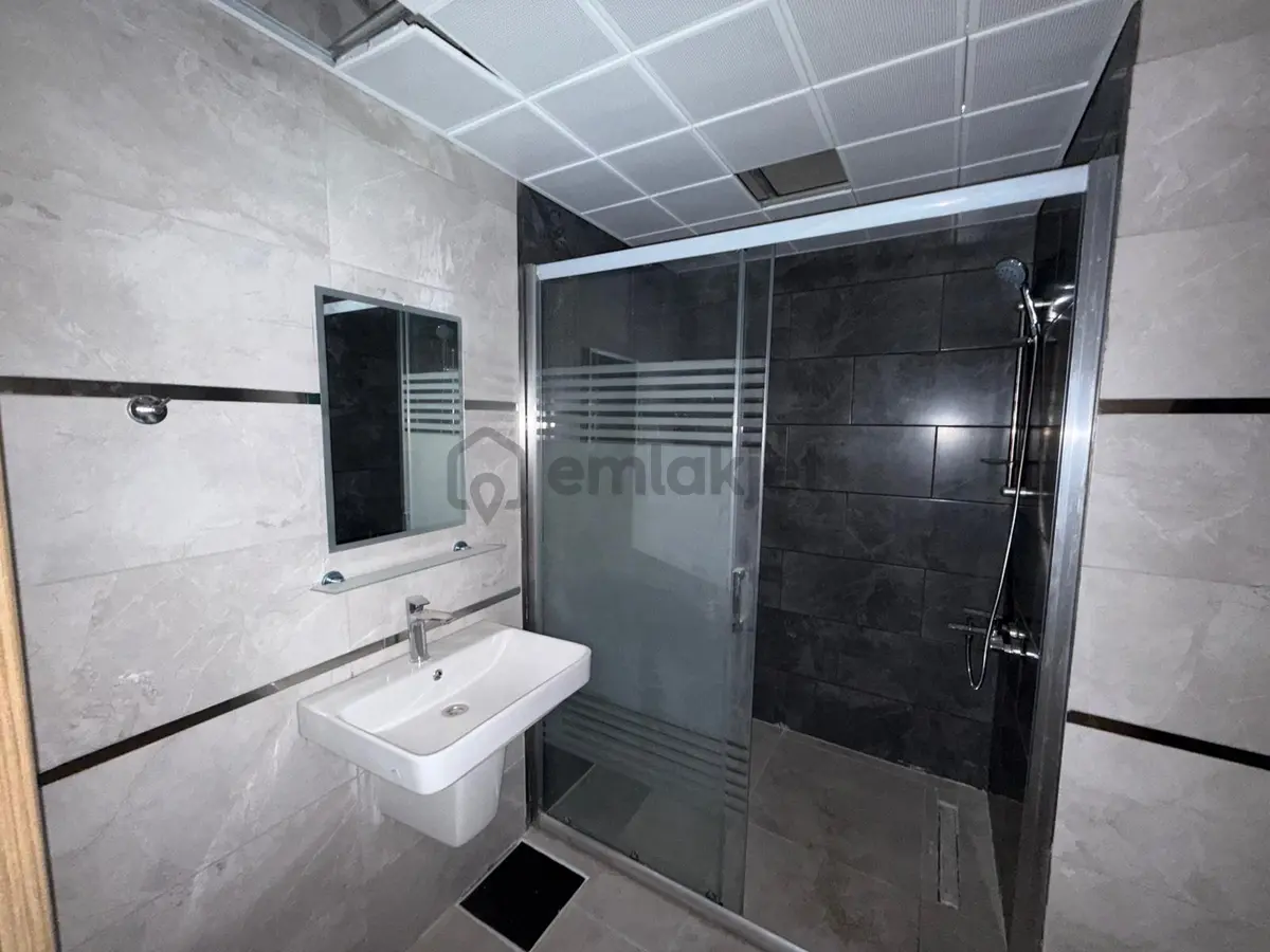 Göl Manzaralı 3+1 Kapalı Mutfak Kiralık Daire - 16