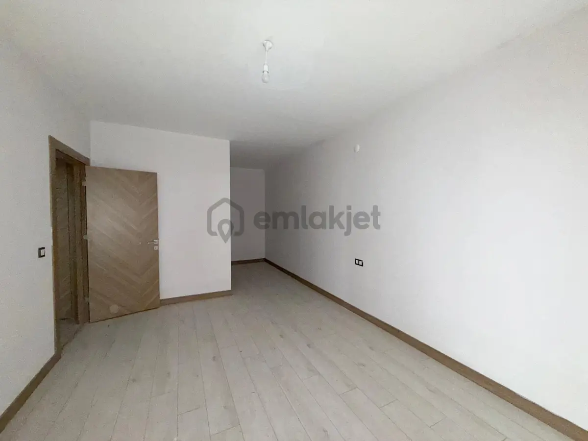 Göl Manzaralı 3+1 Kapalı Mutfak Kiralık Daire - 11