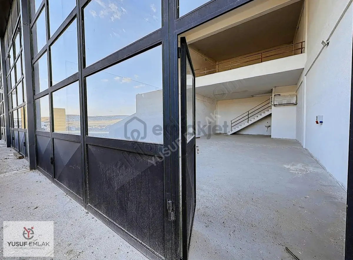 Polatlı Yeni Sanayi'de 160m² Asma Katlı Sıfır Dükkan - 12