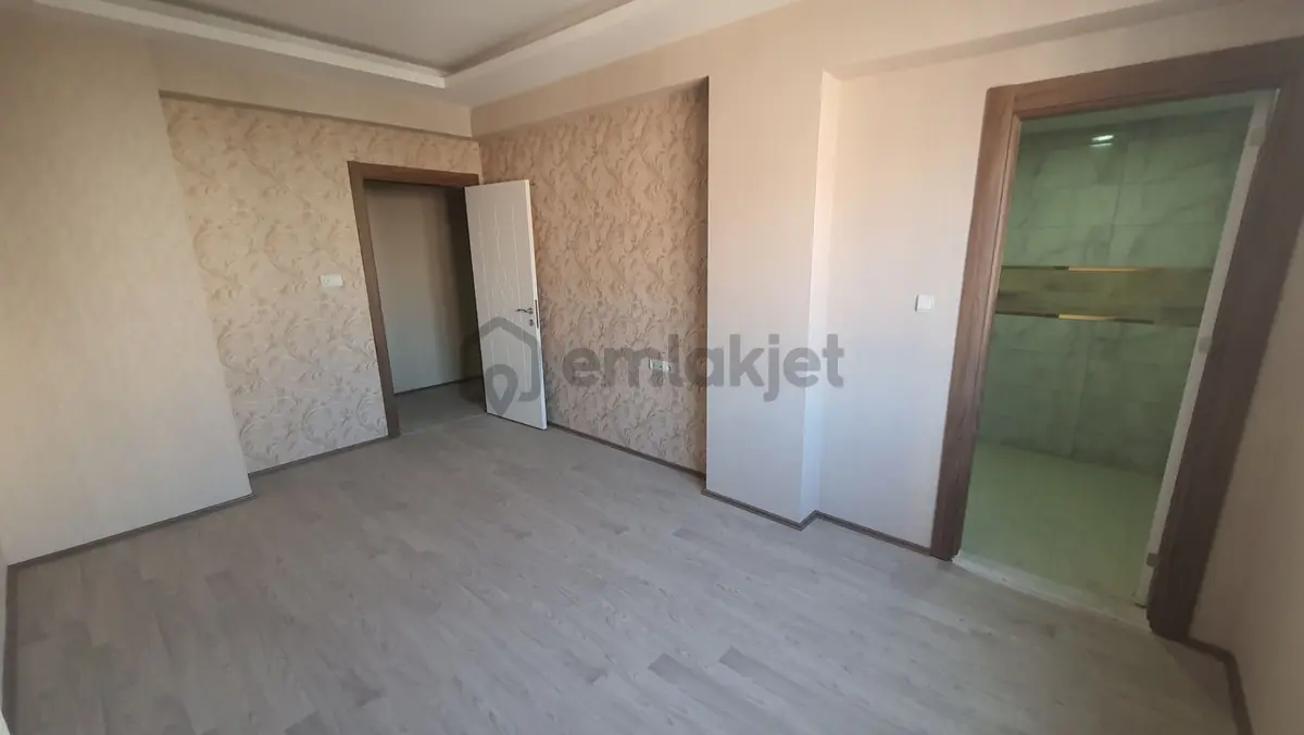Karaca'dan Şehir Merkezinde Sıfır 4+1 Arakat Daire - 12