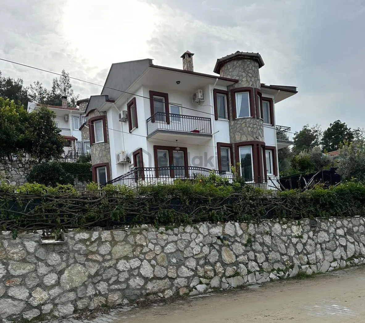 Seydikemer Kadıkoy'de Satılık 3+1 Villa - 20