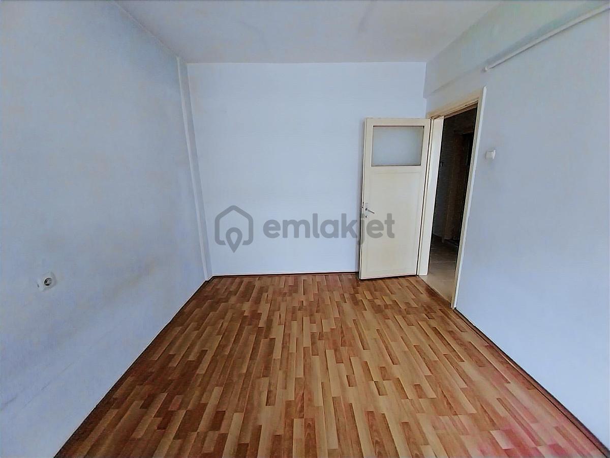 Kurtuluş Balkonlu Geniş 2+1 Kiralık Daire - 9