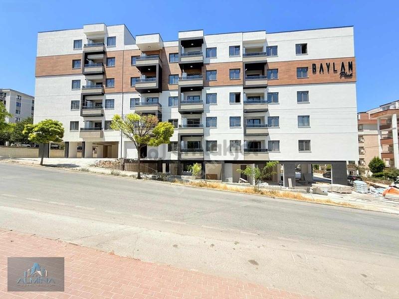 Almına Dan Baylan Plus Sitesinde 2+1 Satılık Daire - 2