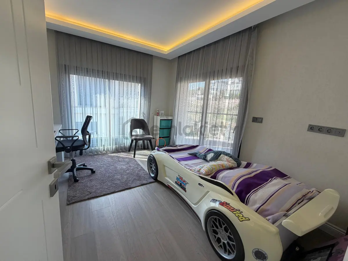 Güzelbahçe Çamlı’da Satılık Lüks Tripleks Villa - 13