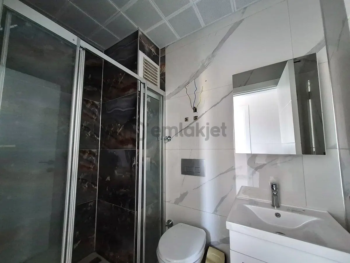 Mahmutlar Atatürk Caddesi Üzerinde Satılık 1+1 Lüks Daire - 9