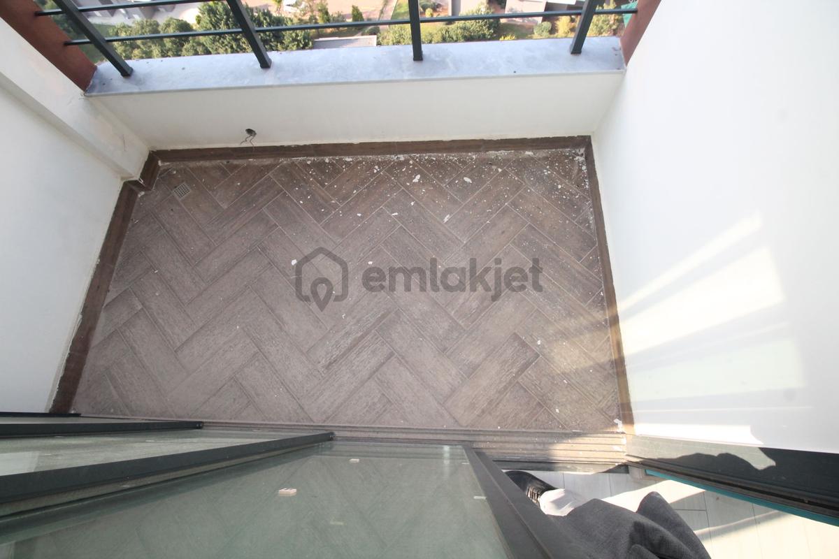 Retro’dan Forum Civarı Kaliteli İşçilik Modern Dizayn Lüks 2+1 - 11