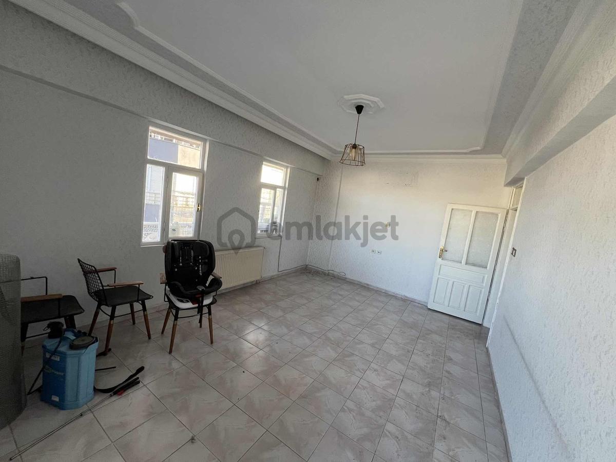 ****ilke Emlaktan****arakat Bakımlı 3+1 Daire - 9