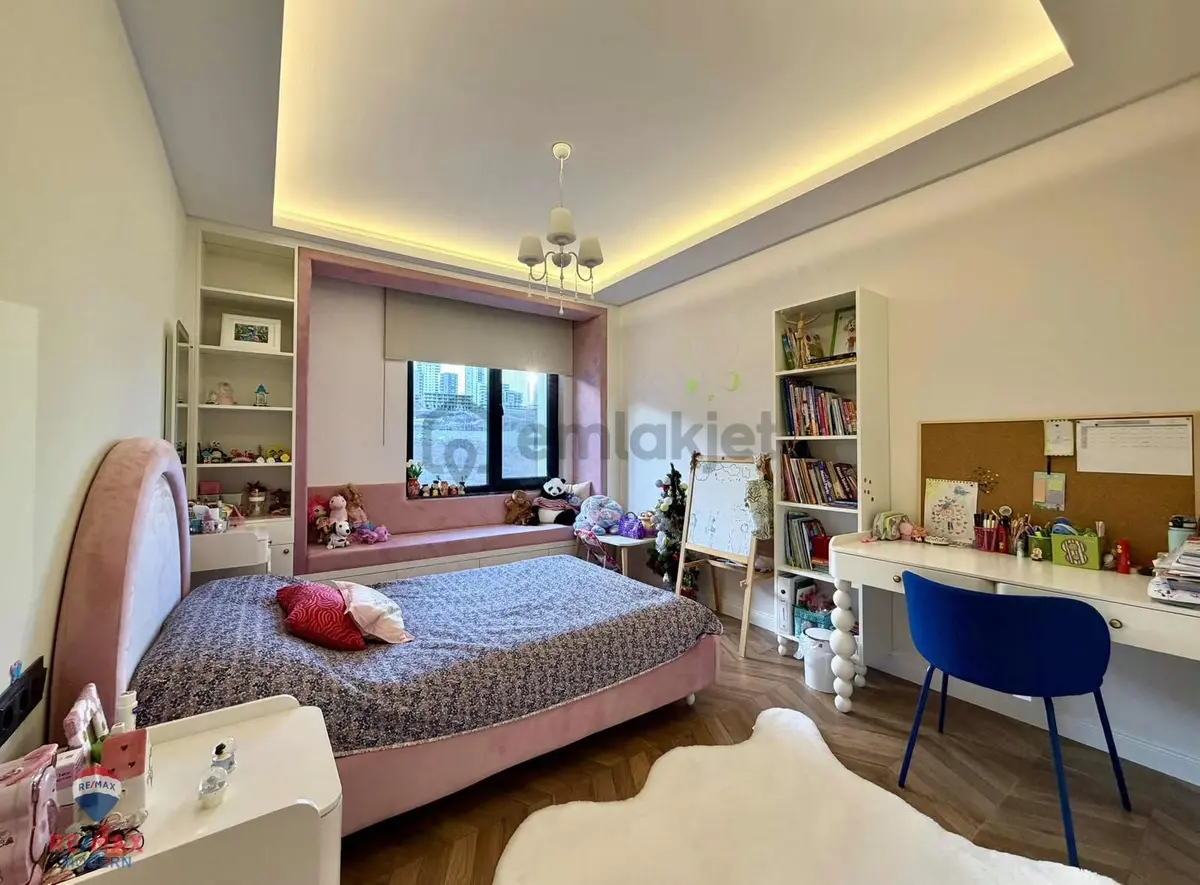 Site İçerisinde | Asansörlü | Ultra Lüks 450 M2 Villa - 33