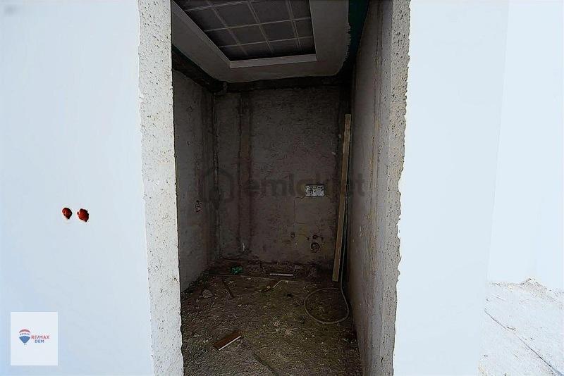 Remax Dem'den Yaylabaşı' Da 12+2 Satılık Villa - 14