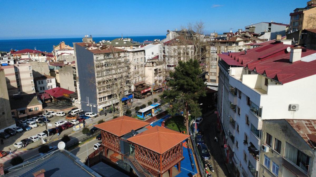 Trabzon Meydanda Komple Satılık İşyeri - 29
