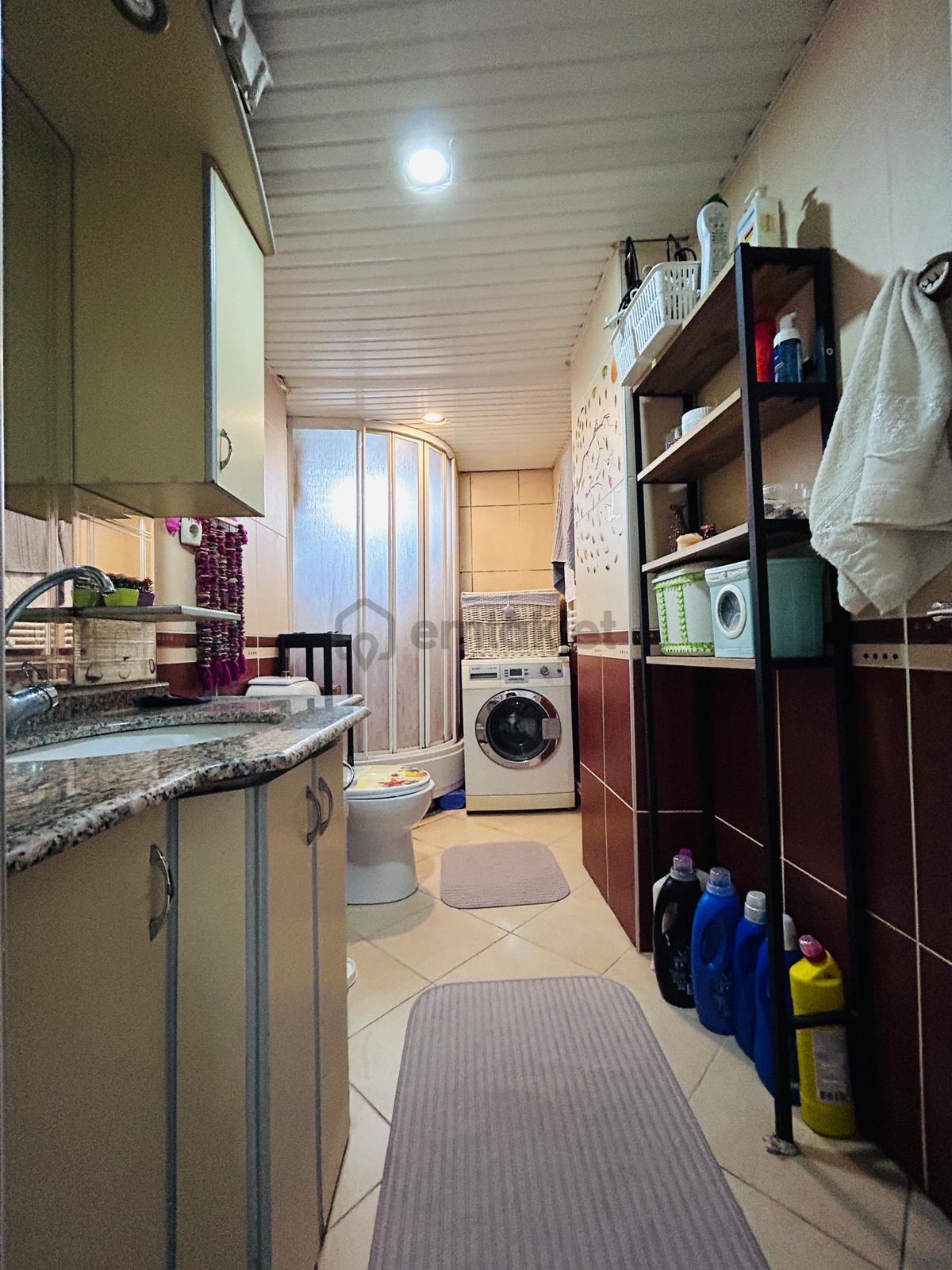 Mevlana Caddesi Üzeri Asansörlü Arakat Geniş 3+1 - 25