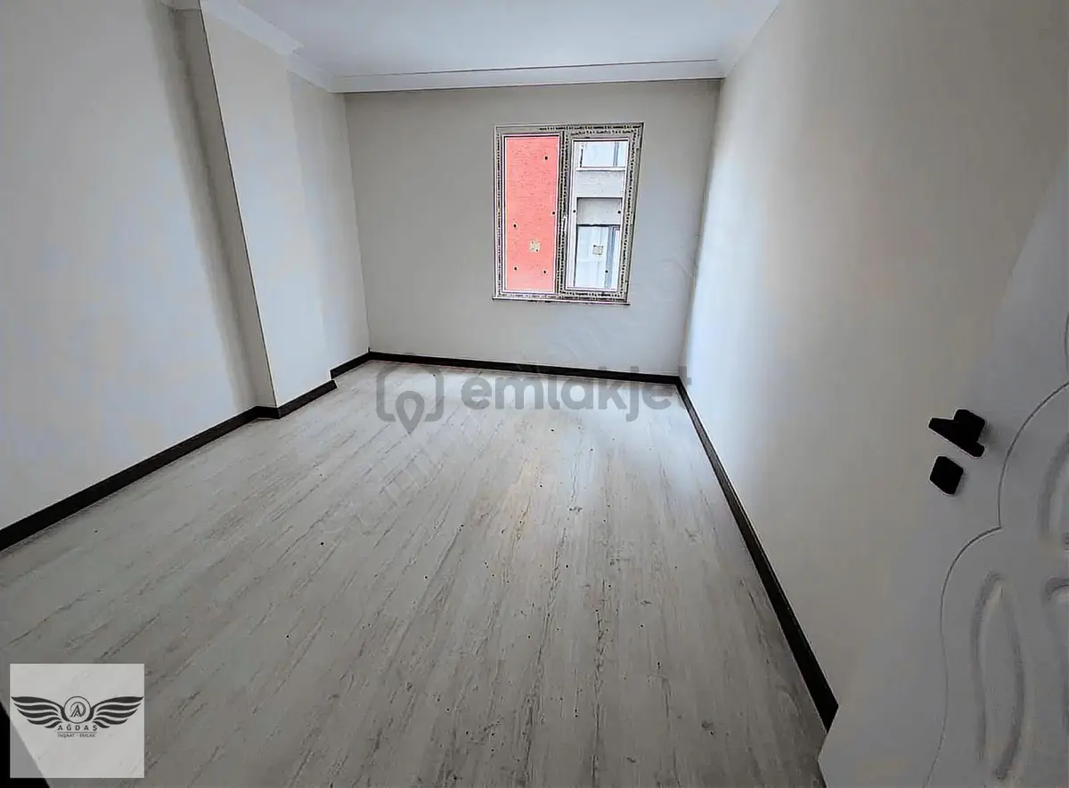 Merkezi Konumda 2+1 Ön Cephe Lüks Satılık Daire - 13