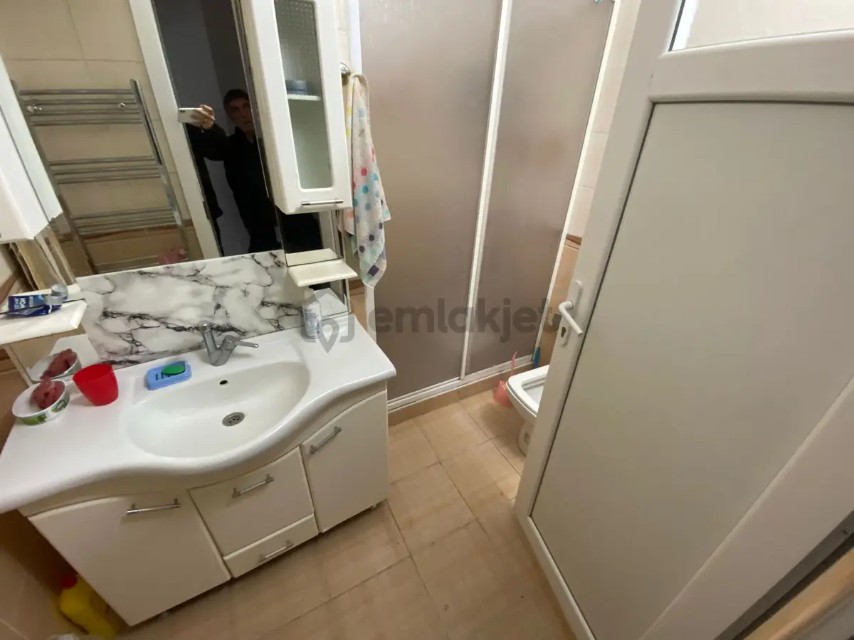 Acill Buca M.kemal Mah.de 2+1 95m2 Dgazlı Ana Yol Üzerinde Havadar Satılık Daire - 12