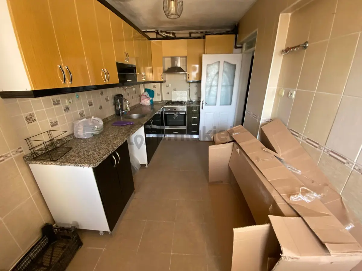 Acill Buca M.kemal Mah.de 2+1 95m2 Dgazlı Ana Yol Üzerinde Havadar Satılık Daire - 7