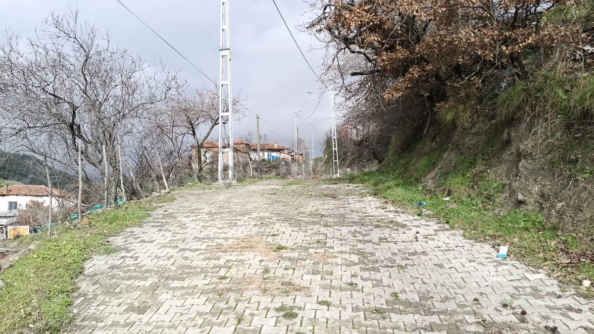 Karalar Köyünde 588 M2 Oturulabilir Müstakil Köy Evi - 21