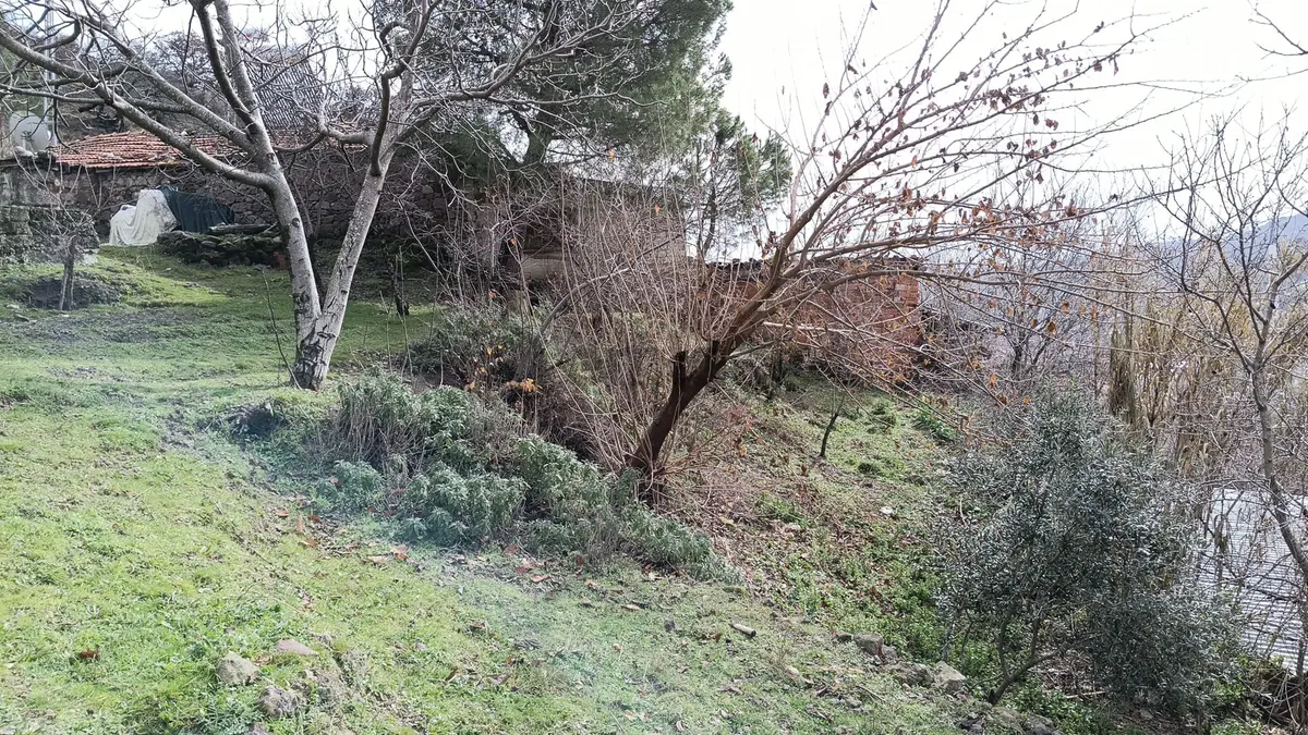 Karalar Köyünde 588 M2 Oturulabilir Müstakil Köy Evi - 15