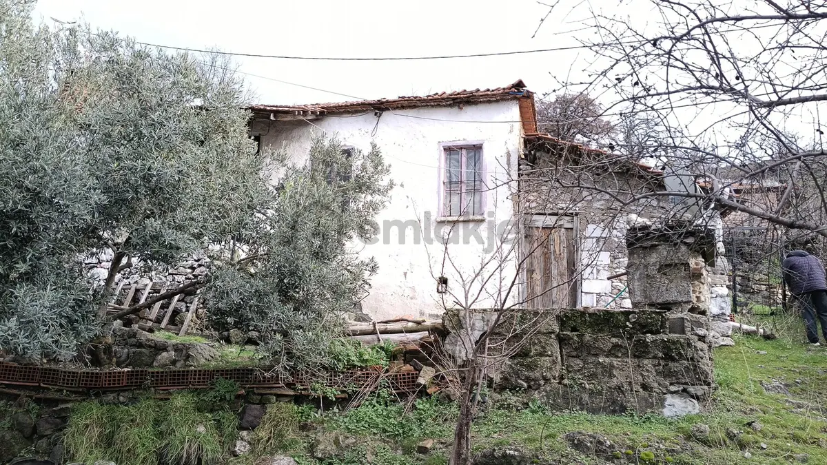 Karalar Köyünde 588 M2 Oturulabilir Müstakil Köy Evi - 19