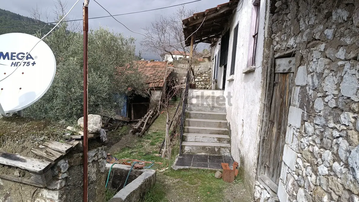 Karalar Köyünde 588 M2 Oturulabilir Müstakil Köy Evi - 20