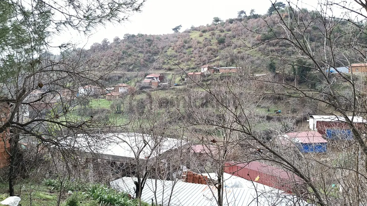 Karalar Köyünde 588 M2 Oturulabilir Müstakil Köy Evi - 12