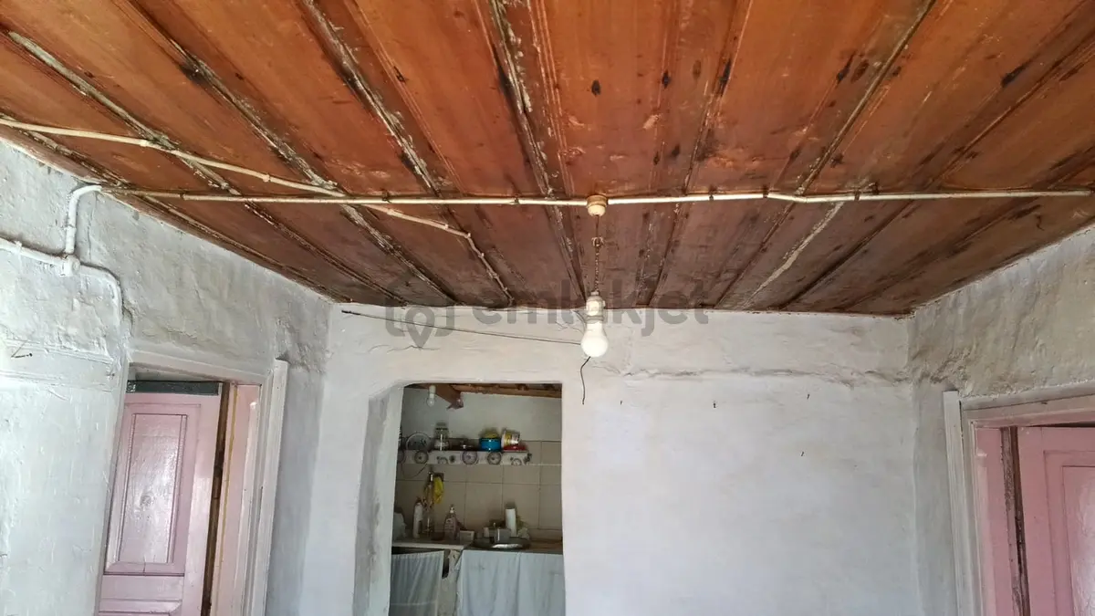 Karalar Köyünde 588 M2 Oturulabilir Müstakil Köy Evi - 27