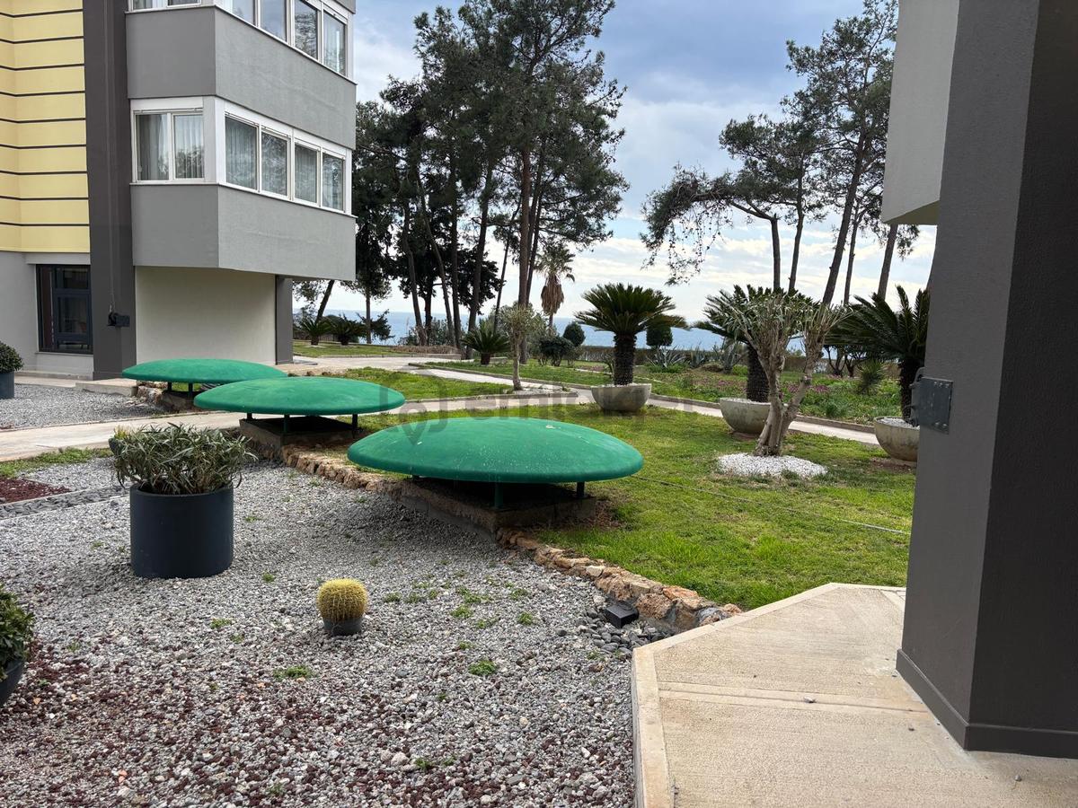 Evren Sitesinde 4+1 Emsalsiz Yalı Dairesi - 36