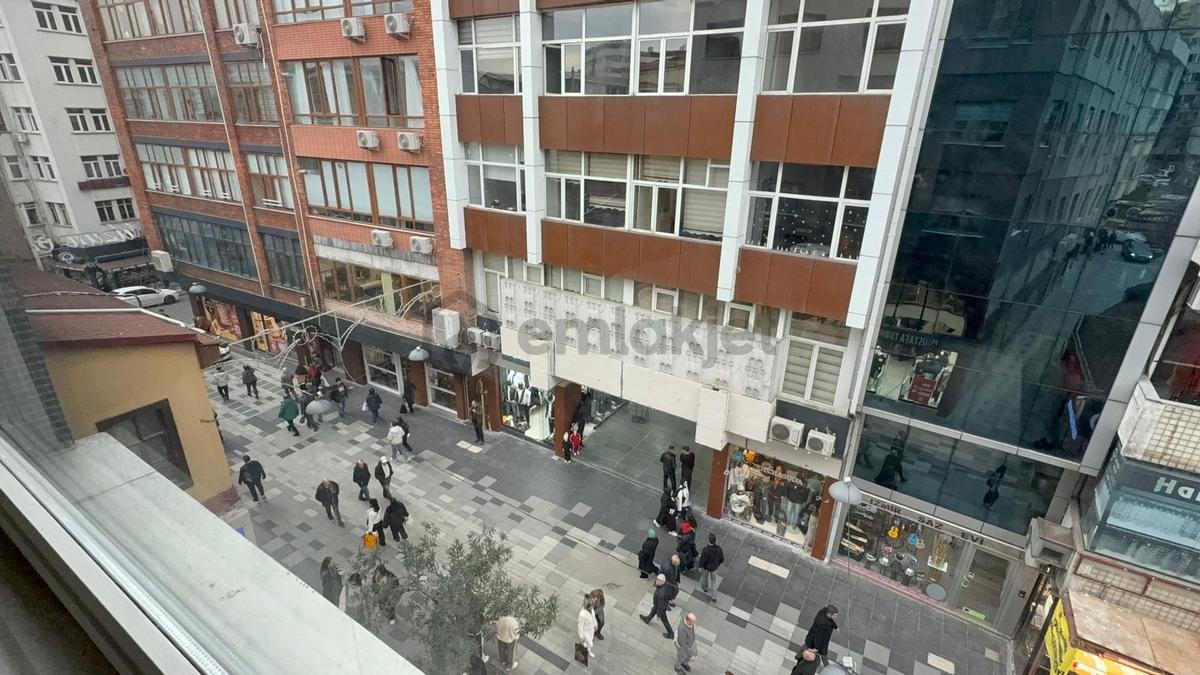 Trabzon Meydan'da Satılık Ofis - 7