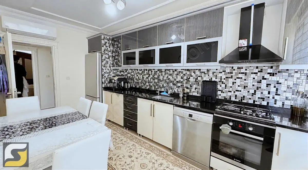 Mahmutlarda Satılık 4+2 Satılık Ayrı Mutfak Full Eşyalı Daire - 26