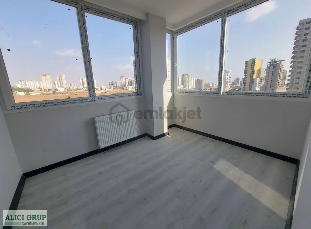 #stad Yakını Hasarsız Kat Mülkiyetli Satılık 2+1 Daire - 13