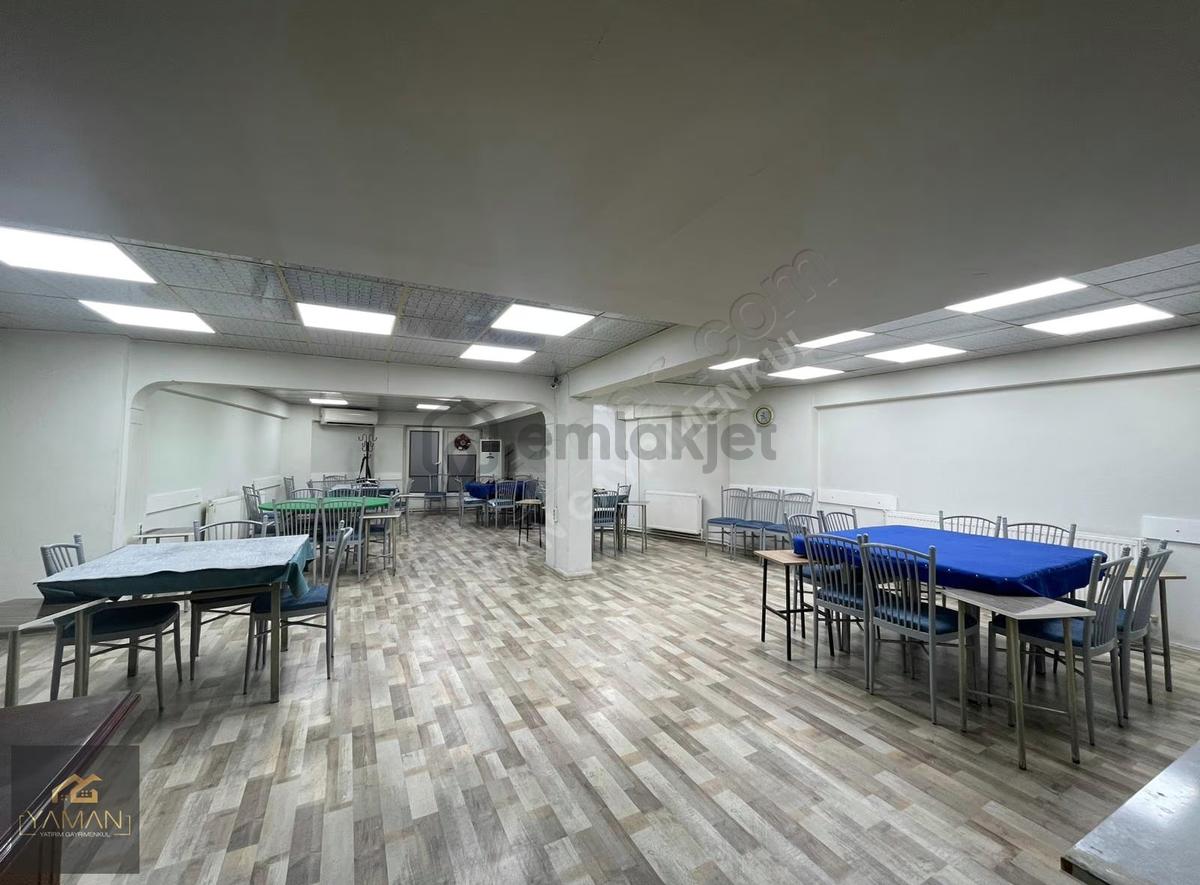 Tahir Ün Caddesi 217m² Batarkatlı Satılık Kiracılı Dükkan - 15