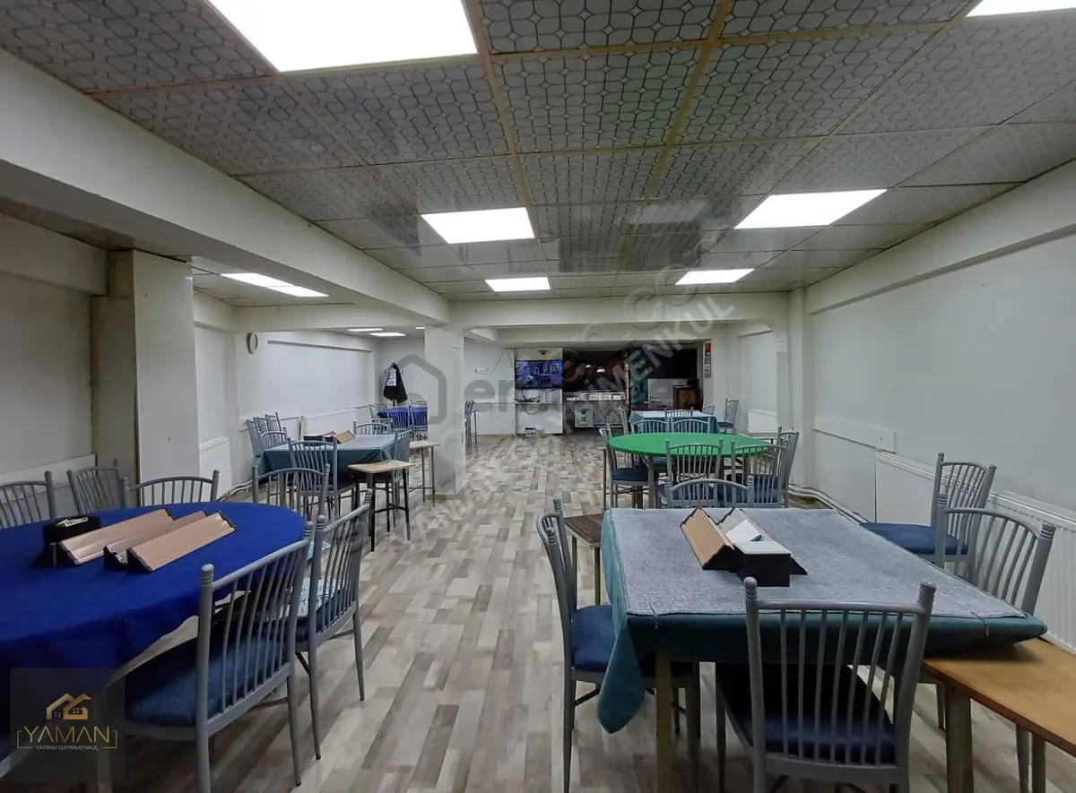 Tahir Ün Caddesi 217m² Batarkatlı Satılık Kiracılı Dükkan - 4