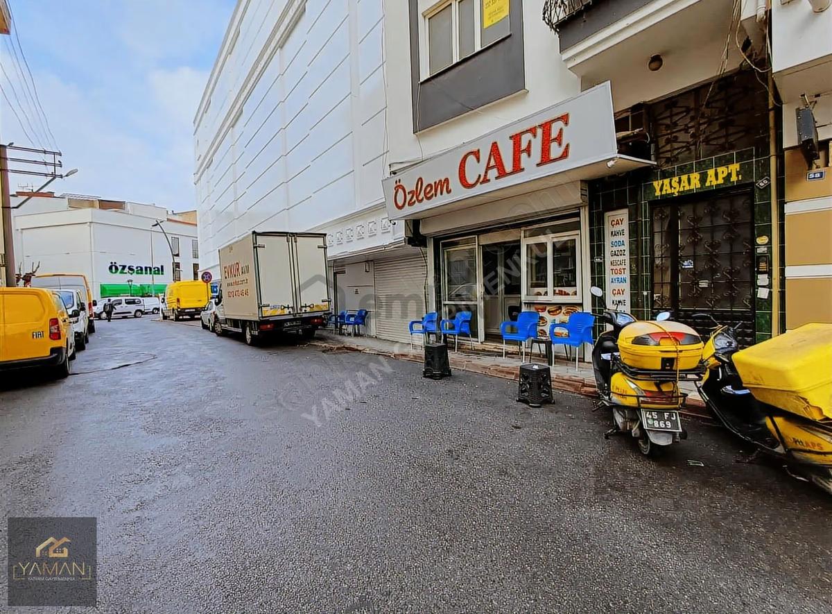 Tahir Ün Caddesi 217m² Batarkatlı Satılık Kiracılı Dükkan