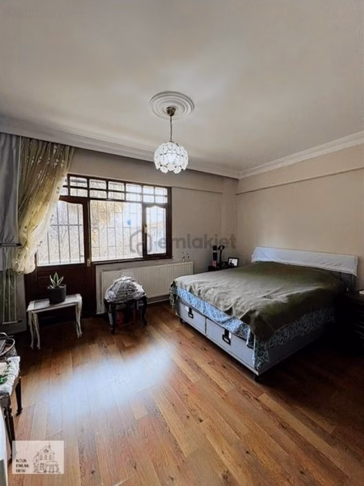 Florya Basınkoy De Orman Cephelı Çıft Girişli Vılla - 18
