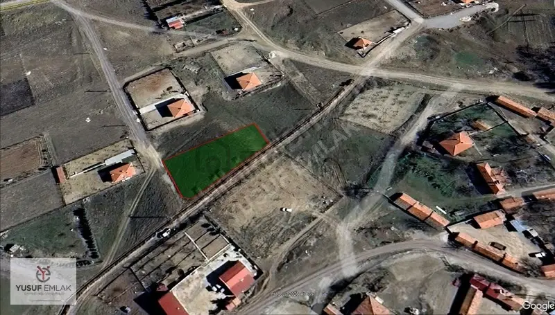 Çekirdeksiz'de Köy İçi 1.157m2 Köşe Başı Arsa - 5
