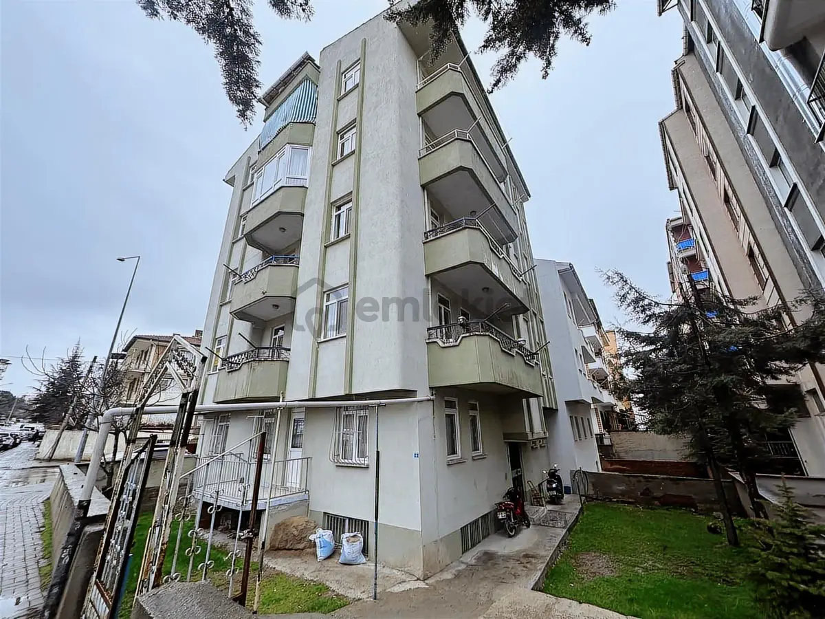 Satılık 3+1 Planlı Daire - 9