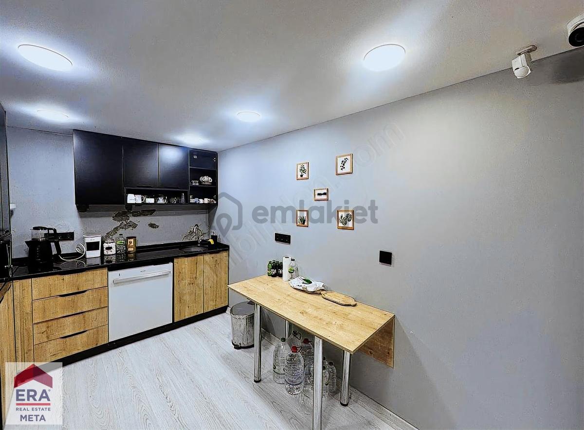 Altunizade' De Cadde Üzeri, Tabela Değeri Yüksek-devren Kiralık - 7