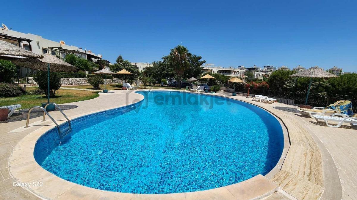 Bodrum Adabükü'nde 2+1 Çift Banyolu Göl Manzaralı Daire - 18