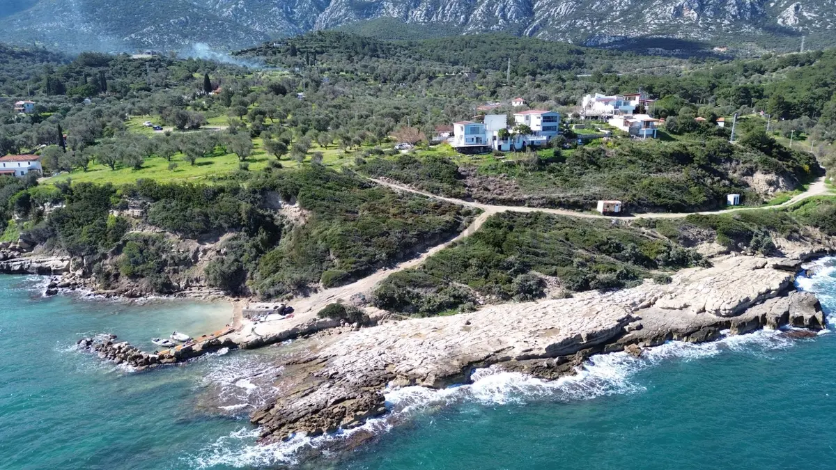 Karaburun Boyabağı'nda Denize Sıfır 2+1 Eşyalı Daire - 30