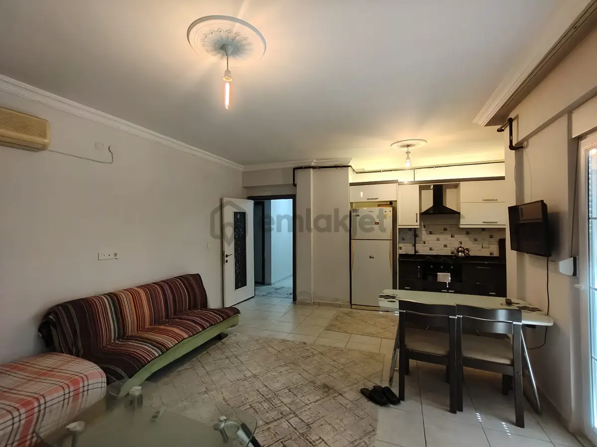 Emsalleriden Uygun Satılık Havuzlu Daire - 6