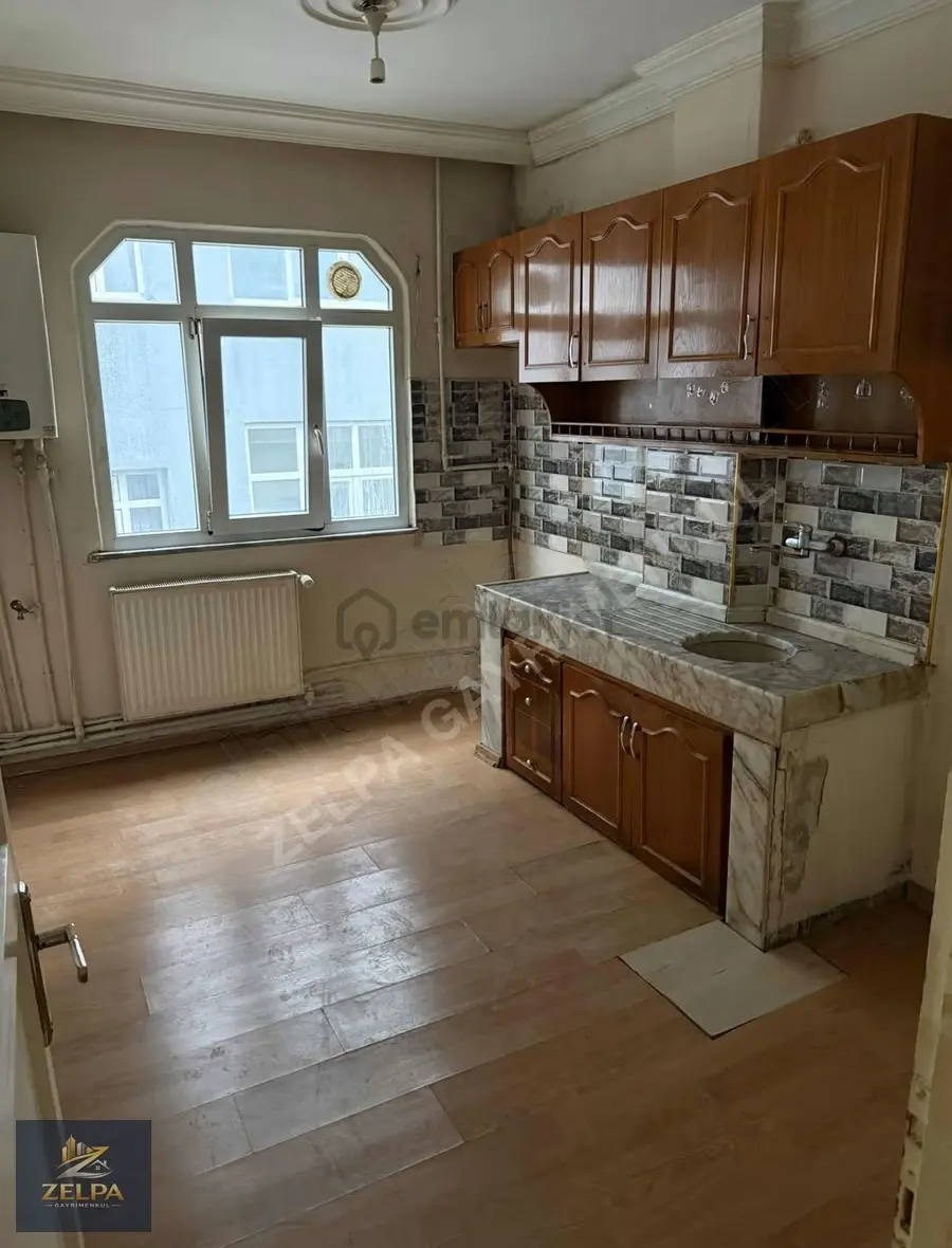 Karadeniz Mahallesinde Acil Acil Satılık 2+1 Ara Kat Daire - 16