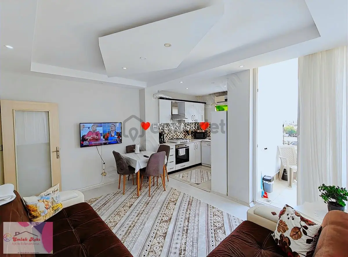 Yüzme Havuzlu Site İçinde Acil Satılık 2+1 - 20