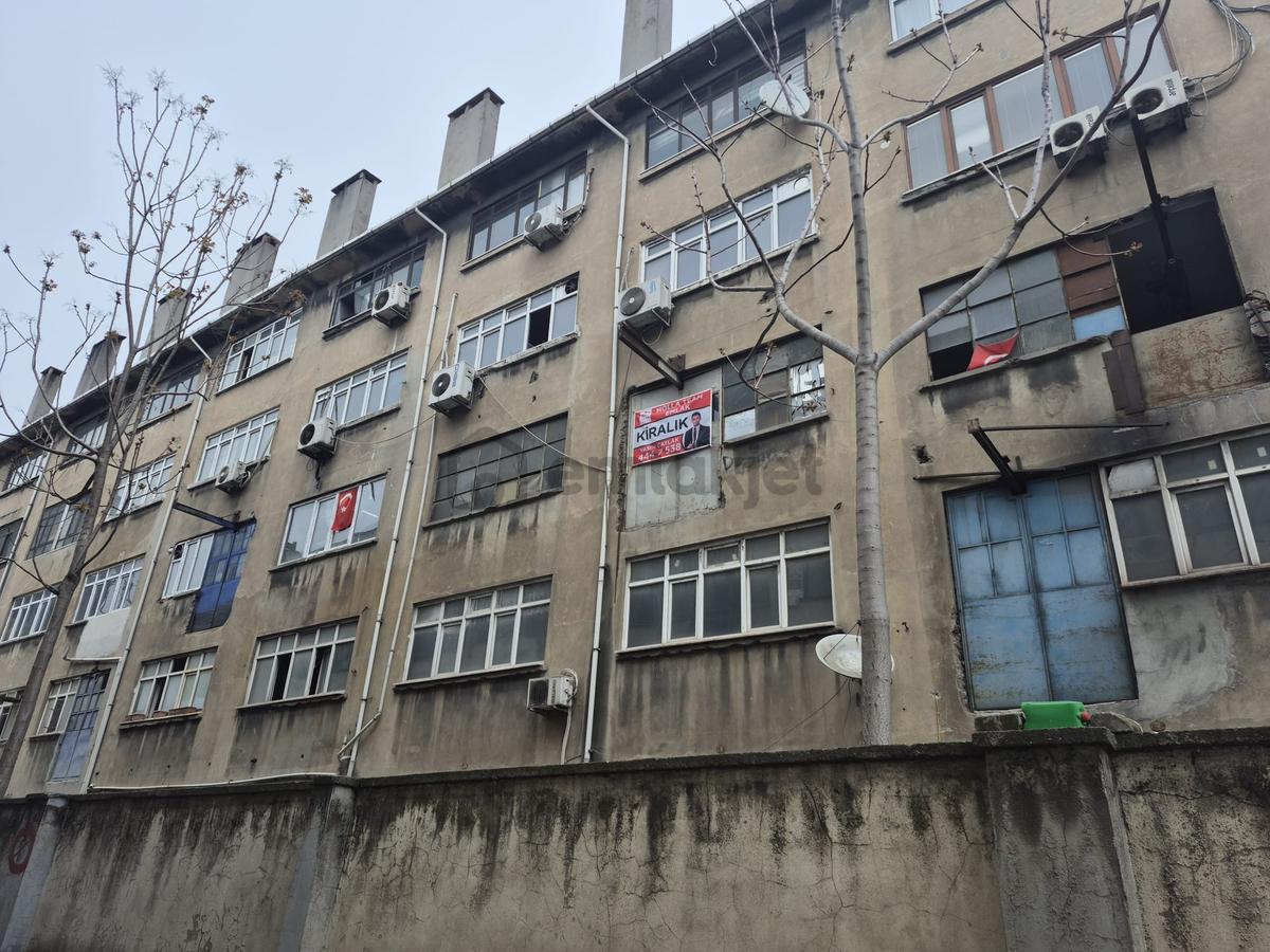 Molla Team'den Gümüş Han'da 80 M2 Satılık Atölye - 9