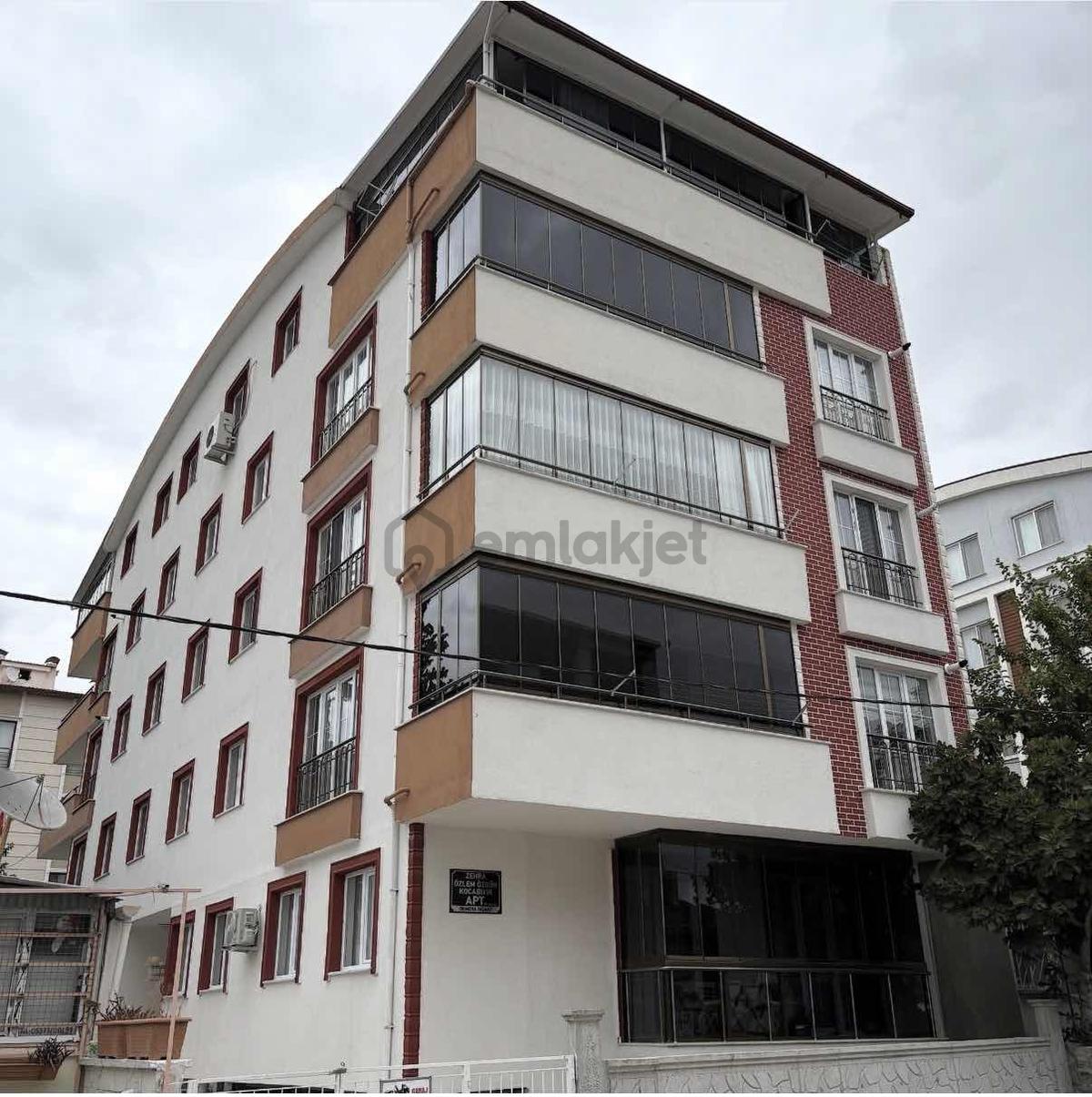 İnal Emlaktan Emekte Satılık 2+1 110 M2 Daire - 2