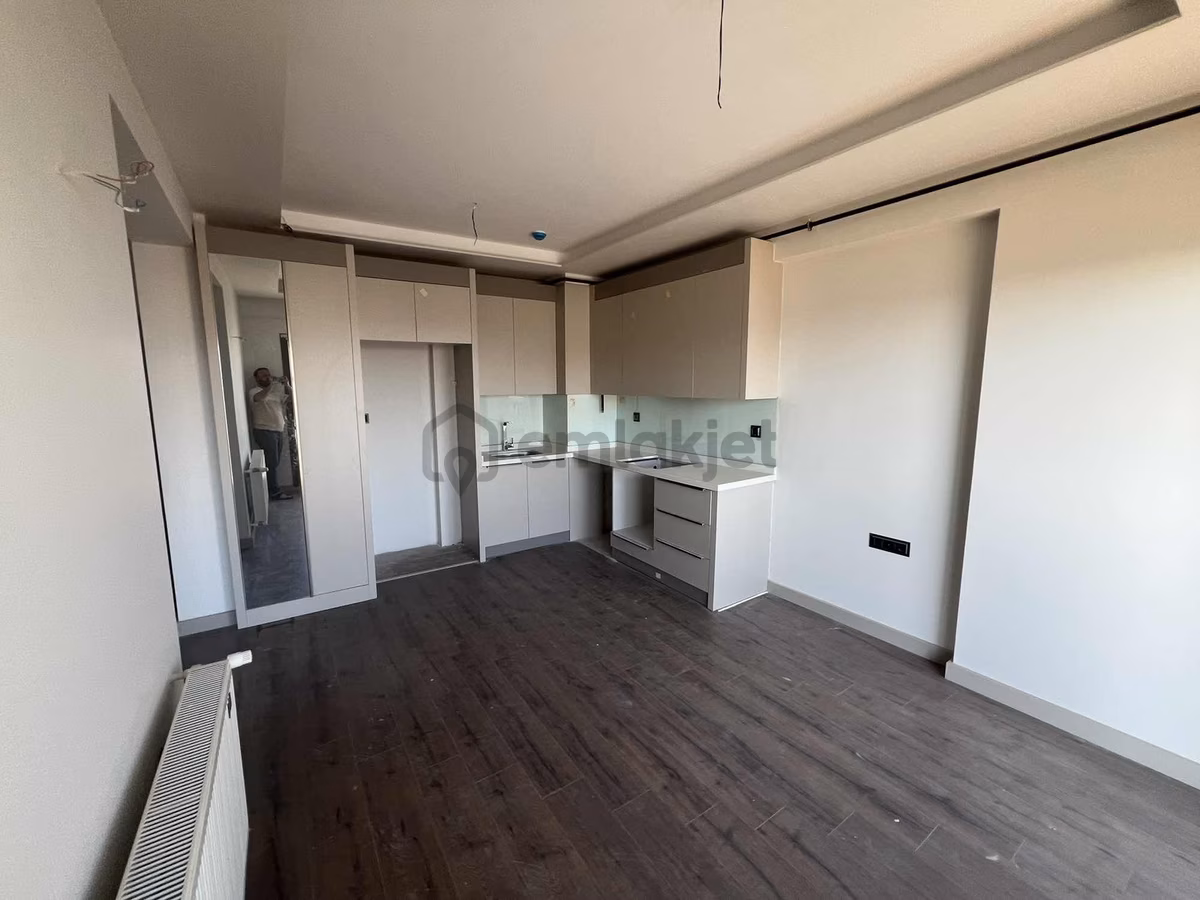 Yuv*** 1+1 Satılık Geniş Deniz Manzaralı Daire