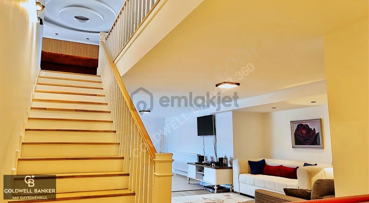 Güzelbahçe Çamlı Özel Yapım Satılık Lüks Villa - 6