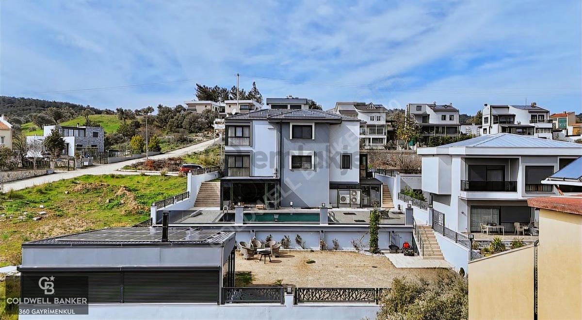 Güzelbahçe Çamlı Özel Yapım Satılık Lüks Villa - 23